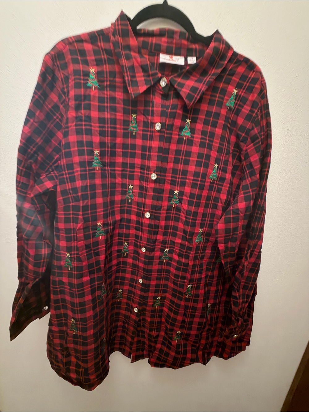 Quacker Factory Red and Black Plaid Button-Down Shirt with Green Tree Embroidery